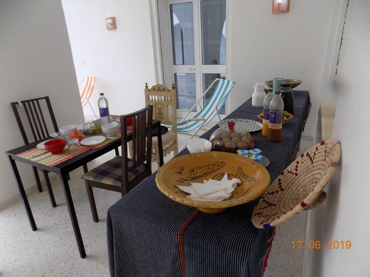 לינה וארוחת בוקר Sidi ash Shammakh Dar Mamina מראה חיצוני תמונה